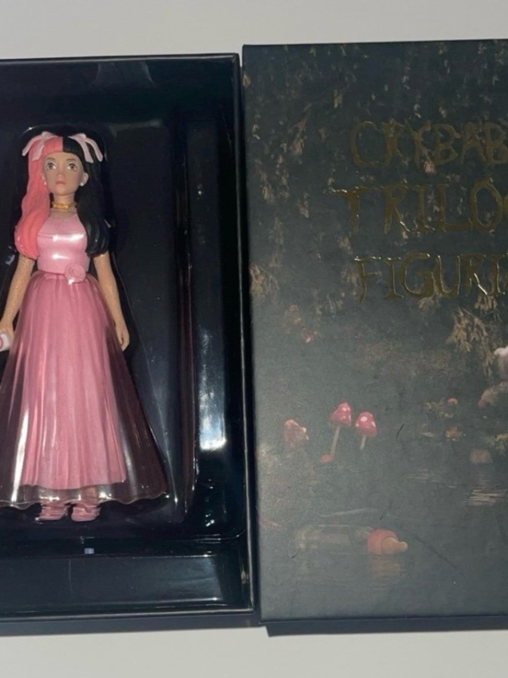 Melanie Martinez
Crybaby's Trilogy Tour VIP exclusive figurine